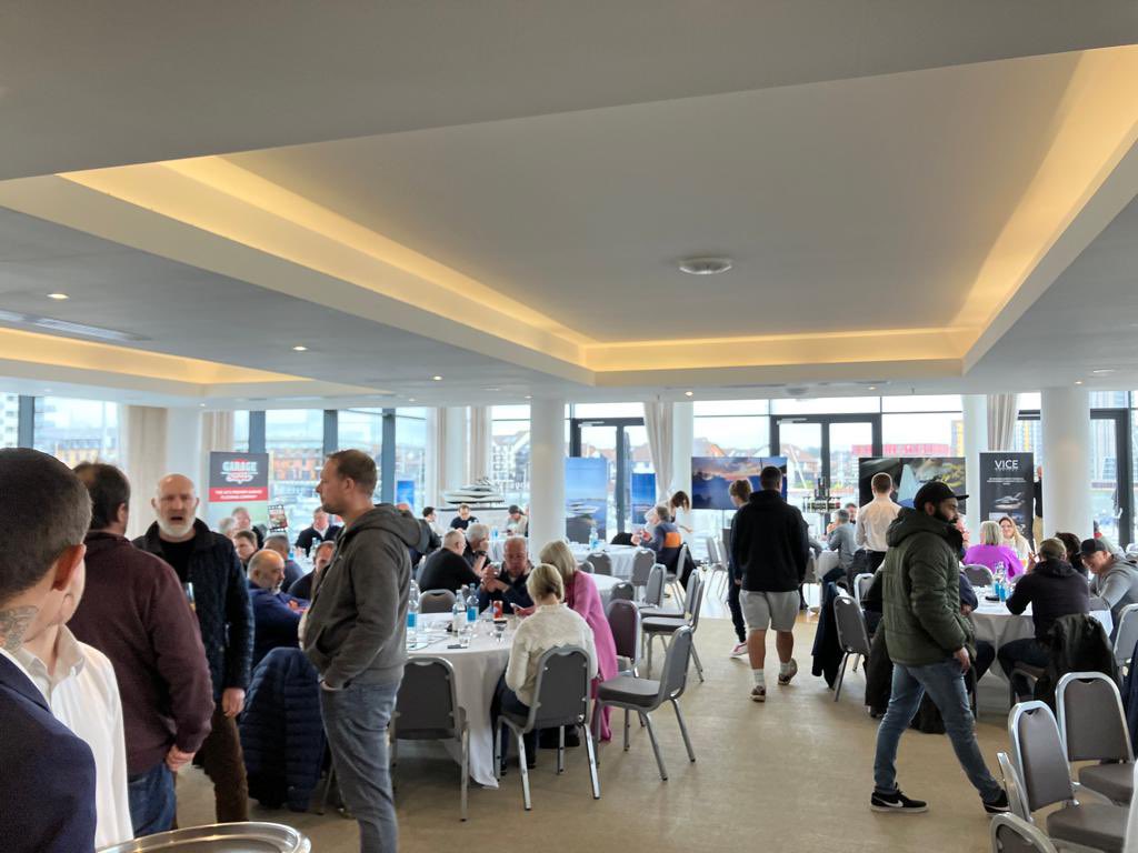 PrincessMYsales's tweet photo. We were delighted to attend the Stuttgart #Porsche Owners Club at Harbour Hotel Ocean Village on Sunday. This spectacular event welcomed 100 Porsches and racing driver #MaxBird. Guests also enjoyed seeing the Princess S62. Many thanks to Darren McCory for organising. https://t.co/ddIS35R1jH