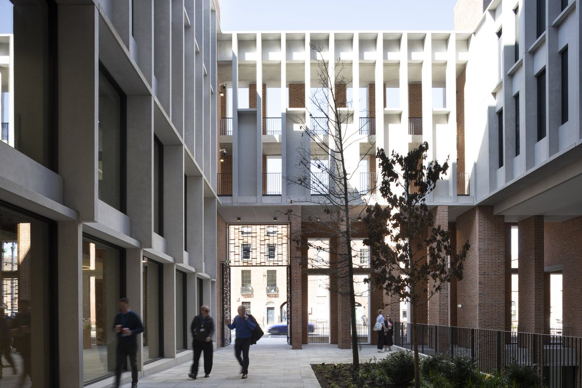 Project Fitzwilliam overall winner of the 40th @ConcreteIreland Awards. The jury complemented the  
design team, contractors and sub-contractors "Detailing is crisp, tightly controlled
and well executed, exploiting the contrast between fine precast and rougher in-situ #concrete".