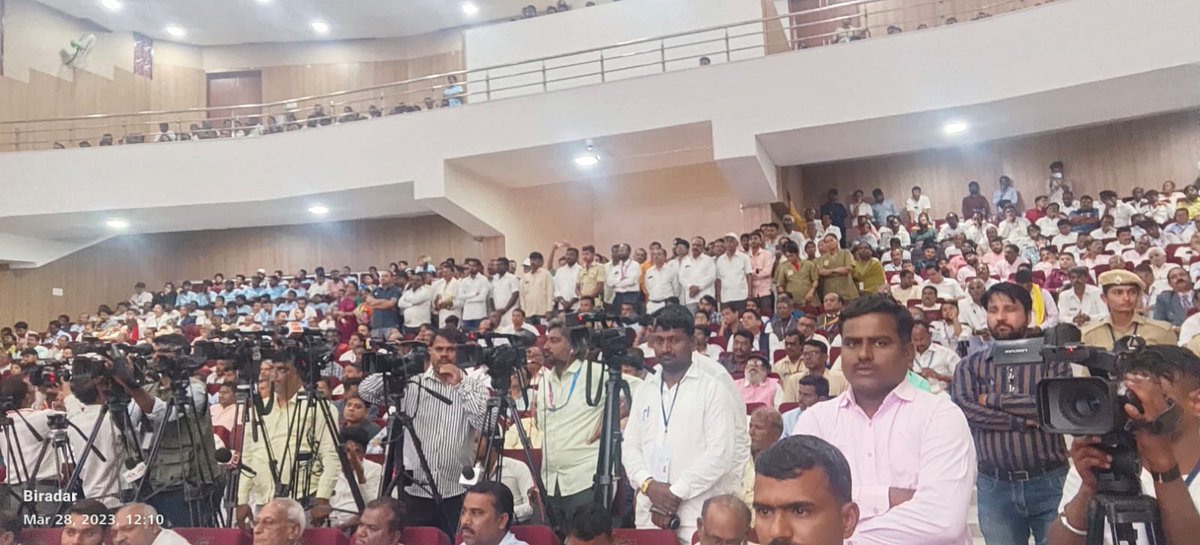 Shiva_Ashtagii's tweet photo. @PMOIndia Shri @narendramodi ji's dream project #PMMITRA Yojana #MegaTextile Park was officially launched by Chief Minister Sri @BSBommai and Min @DarshanaJardosh Ji at #Kalaburagi today. This wil benefit lakhs of people of #KalyanKarnataka.
Thanks to our #doubleengine government https://t.co/bOm0BKQYXF