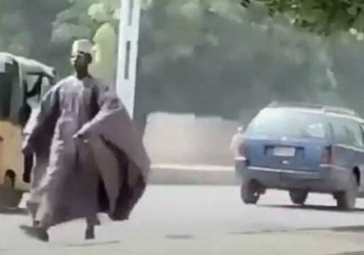 M_Abba_81's tweet photo. Coming Back From Bank
#withcash https://t.co/DGzaNfH6sC