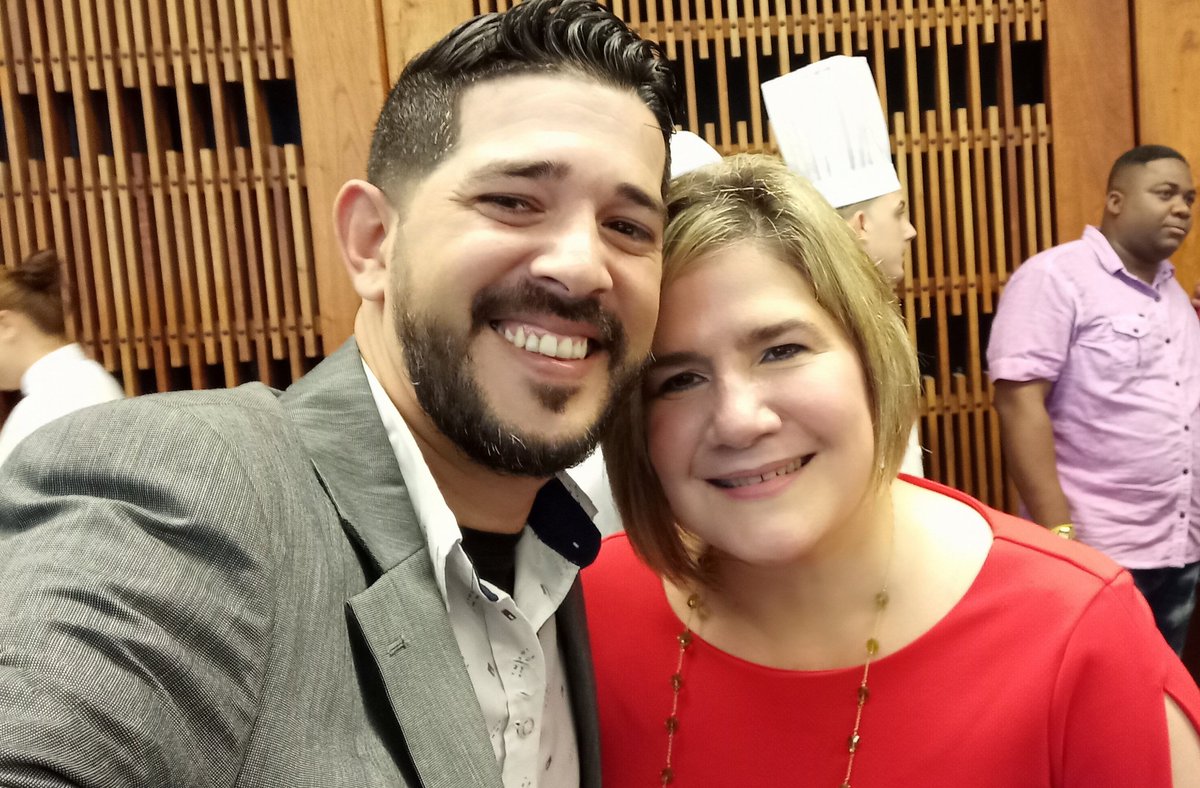 Quisiera Felicitarte hoy, con mucho cariño por tu cumpleaños; te deseo todo el amor ❤️ y cariño, pero sobre todo te deseo toda la felicidad. 🤗