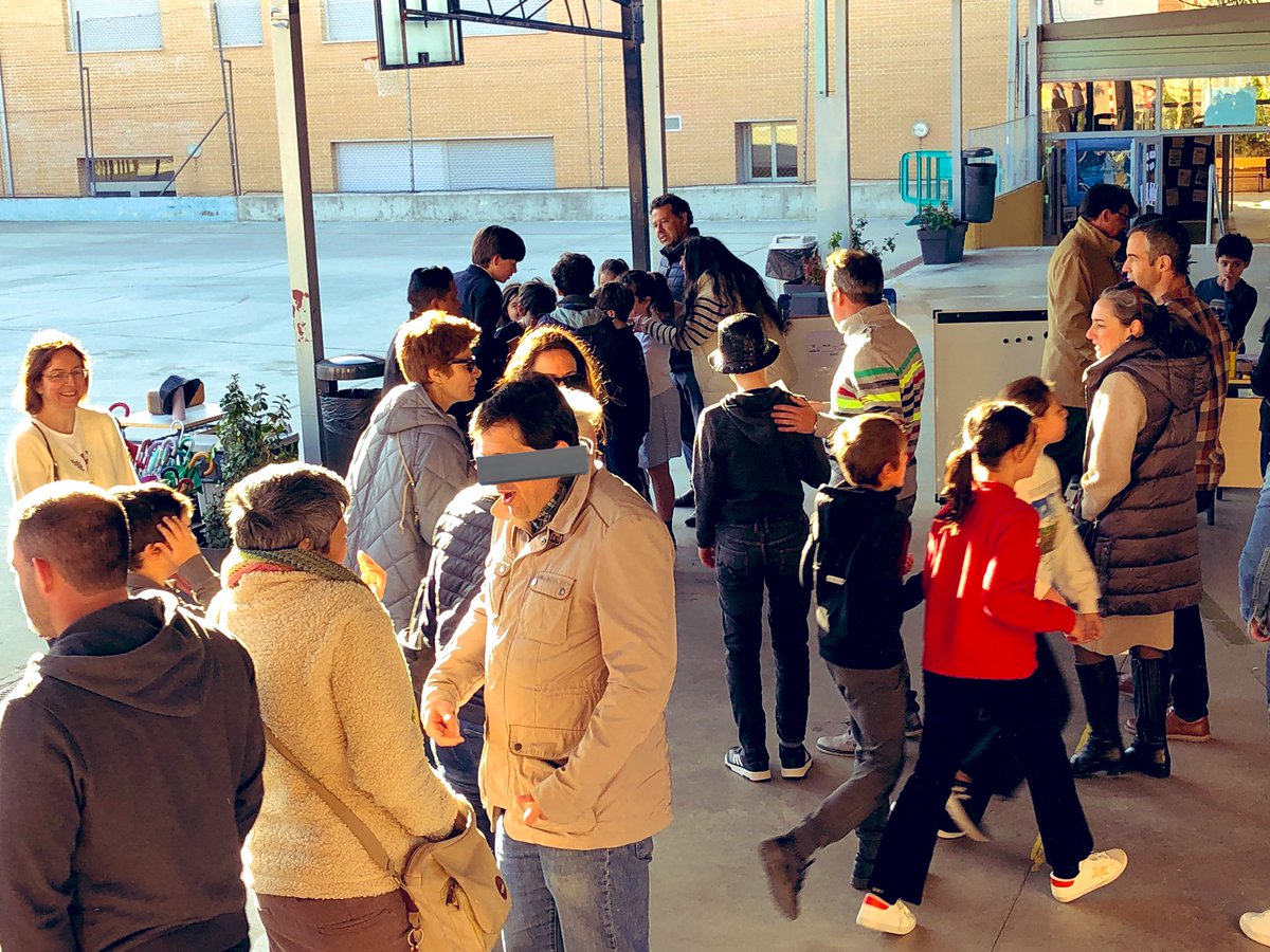 CEIPSOPPA's tweet photo. Segundo día💧XIV SEMANA CULTURAL @CEIPSOPPA #pozuelo bajo el lema “Water Matters, el agua importa” @EUErasmusPlus @sepiegob Presentaciones, experimentos, actividades al aire libre, charlas Ted, desayunos en familia, vamos más allá con códigos QR 💯 ilusión https://t.co/7gw1mrCEc8