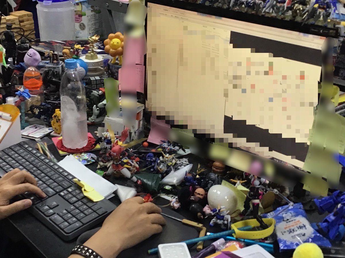 FKD_CC's tweet image. 社内では、会場オンリーの展示物の準備が進められています。具体的な内容は、当日会場にお越しいただいた方々だけがどうぞお楽しみに。
#EVOJapan2023 
#カオスコード　
#ChaosCode
#FKDCup