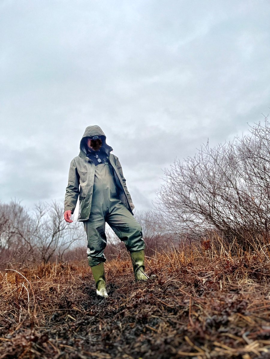 snow_s_boy's tweet photo. Out dragging two big logs through the muddy riverbank on a cold rainy morning. I like hard labor in the mud #rainwear #muddyrainwear #rubberboots #regntoj #bibpants #mud https://t.co/QYfWVv6hK7