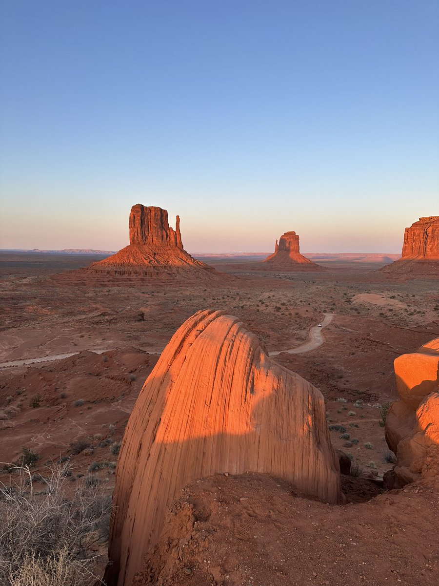 jakob_lr's tweet image. Photos I took with my IPhone