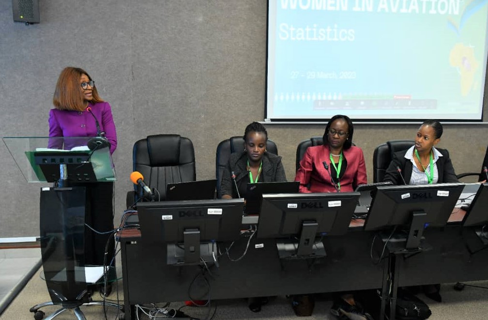 meteosenegal's tweet photo. Le projet de la Plateforme des femmes africaines dans l'aviation en gestation. Un atelier pour la mise en place du Groupe de pilotage de la Plateforme a été organisé ces 27 et 28 mars 2023 dans les locaux de la CAFAC à Dakar.
#anacim
#cafac https://t.co/BTMrF1YqNt