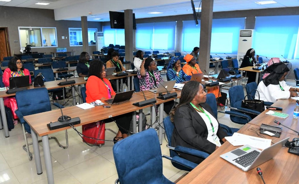 meteosenegal's tweet photo. Le projet de la Plateforme des femmes africaines dans l'aviation en gestation. Un atelier pour la mise en place du Groupe de pilotage de la Plateforme a été organisé ces 27 et 28 mars 2023 dans les locaux de la CAFAC à Dakar.
#anacim
#cafac https://t.co/BTMrF1YqNt