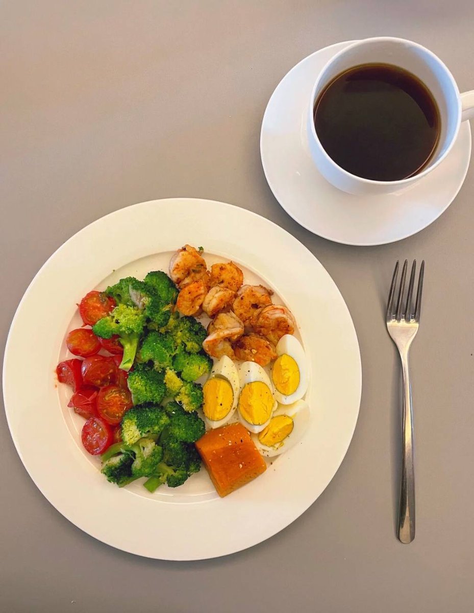Game_of_truth's tweet photo. Happy lunch, fresh and delicious stay healthy, life depends on your attitude! https://t.co/jnoJyjSl9u