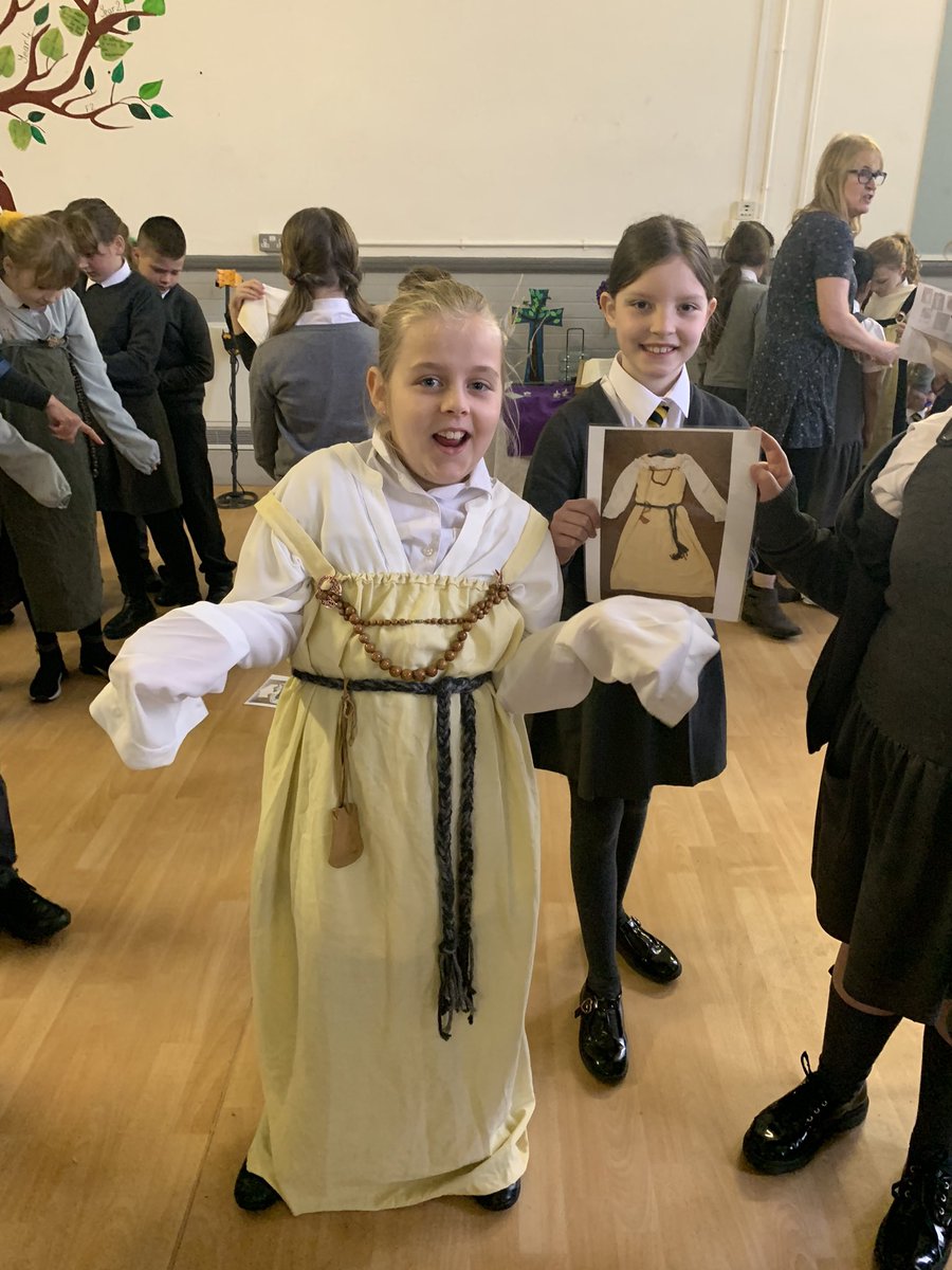 CCMPrimary's tweet photo. Year 4 had great fun learning all about the Vikings on the Wirral. Thank you to Wirral Archeology for delivering such a fantastic presentation- we enjoyed it very much! #vikingwirral #historydetectives https://t.co/fjrn1d5R8N