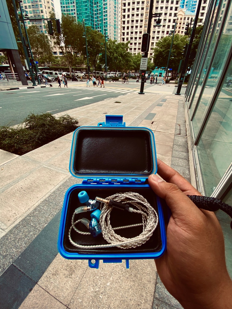 Practice session or on-the-go, the Model 3 BA2 delivers excellent instrument separation you are looking for an IEM!

#adv #advsound #inearmonitor #earphone #audiophile #designedformusicians #customfit #3dprinted #iem #ciem #bluetooth #headphones #borninnewyork