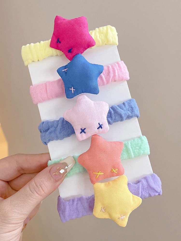 TeaTimeWorkshop's tweet photo. ʟɪᴛᴛʟᴇ sᴛᴀʀs✨
#teatimeaccessories #hairaccessories #hairbows #hairbands #hairclips #scrunchies #handmade #tuesday https://t.co/AGPaQ2bzjj