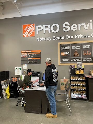 FynnElizabeth's tweet photo. #ProAppreciationweek #PacNorth #store6660 @MyLazari https://t.co/XqJG7DrPYj