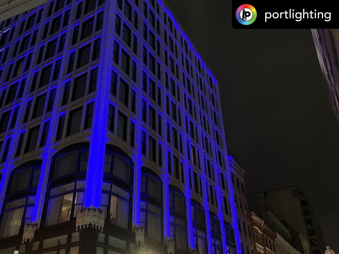 TheRobeWay's tweet photo. Illuminating the visual experience at the @GodfreyBoston with an elegant architectural lighting design, installation & system integration by @PortLighting using Anolis Lighting LED luminaires.
#therobeway #anolislighting #robelighting #portlighting #architecturallighting https://t.co/c6VyNXWaxn