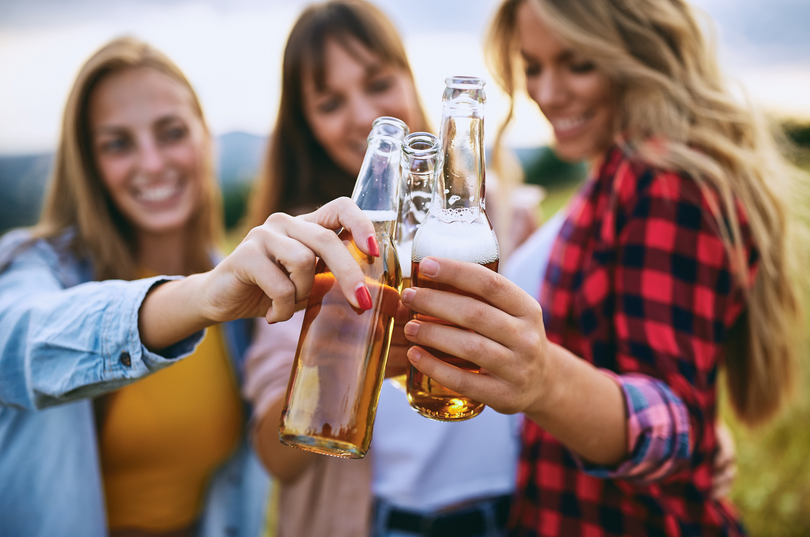 buildifyCC's tweet photo. According to a recent report, between 2020 and 2025, #ecommerce #alcohol sales are predicted to rise by 66%, while a 2022 report revealed the majority of #CBD sales occur online. If you want to sell age-restricted products online, #Shopify can help!
https://t.co/ymdy8KEoz7 https://t.co/IgvmD0AnMj