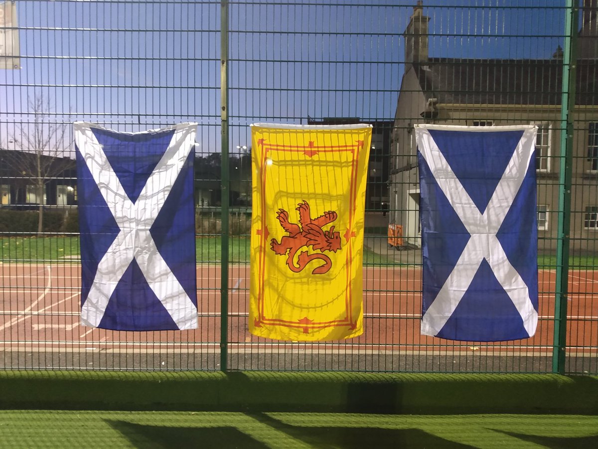 ERCL4's tweet photo. Football | Football Flashback

Our #FootballFlashback today comes from our outdoor programme from Eastwood the night before @ScotlandNT qualified for  Euro 2020 👏😁🏴󠁧󠁢󠁳󠁣󠁴󠁿⚽

Hopefully the team get a good result tonight CMON SCOTLAND 🏴󠁧󠁢󠁳󠁣󠁴󠁿🏴󠁧󠁢󠁳󠁣󠁴󠁿🏴󠁧󠁢󠁳󠁣󠁴󠁿 https://t.co/Qps5k97Fsy
