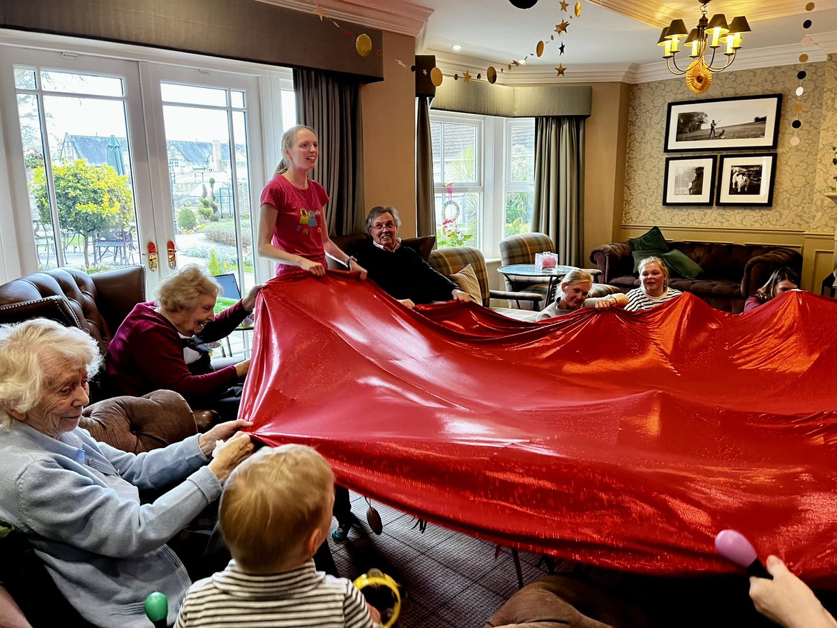 wetherbymanor's tweet photo. #Tinybeats lovely afternoon with the Tiny Beats residents really enjoyed themselves and look forward to Tuesdays.                                      @AnchorLaterLife https://t.co/ywuQlwXAr0