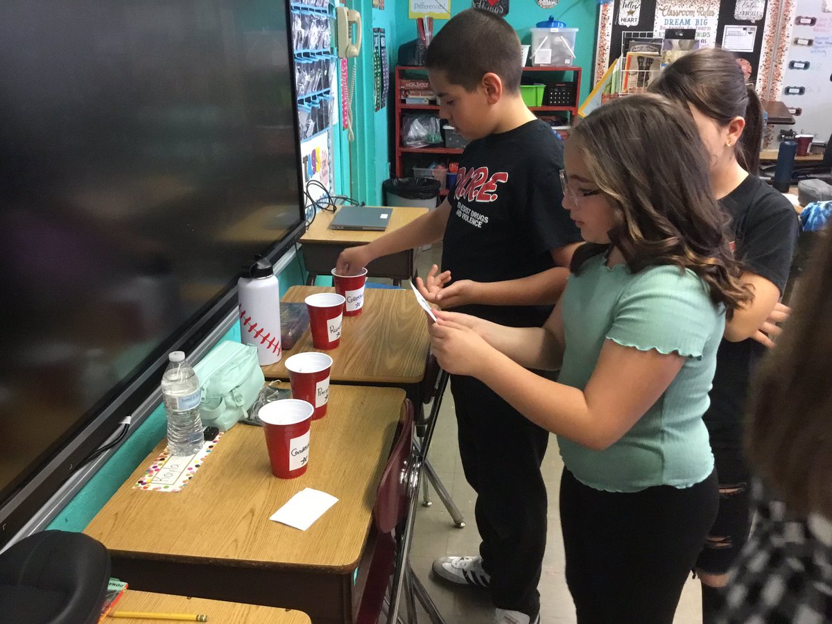 MrsWeiner21's tweet image. Super excited to see who will win the The Water Cycle Relay! Science is so much fun! @ORHEagles21 #makingitfun #wehelpchildren