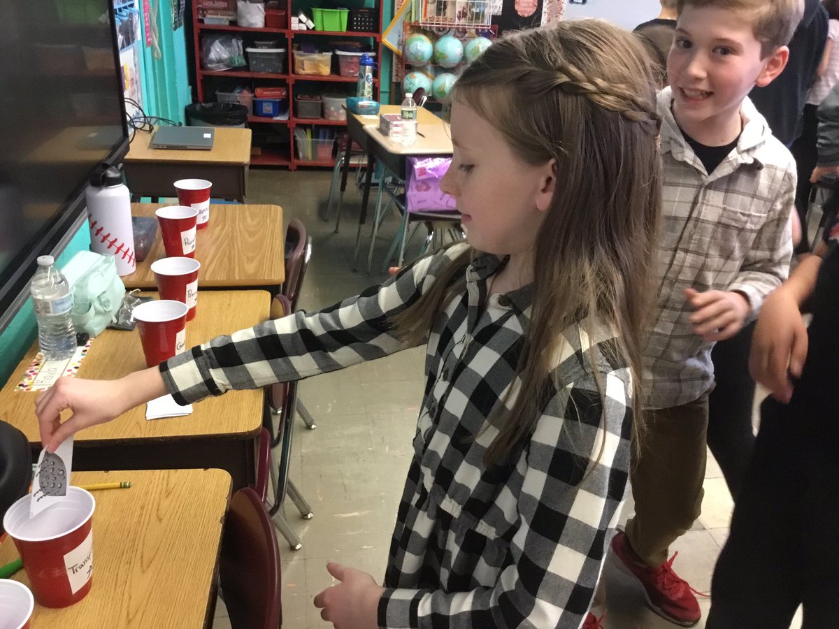MrsWeiner21's tweet image. Super excited to see who will win the The Water Cycle Relay! Science is so much fun! @ORHEagles21 #makingitfun #wehelpchildren