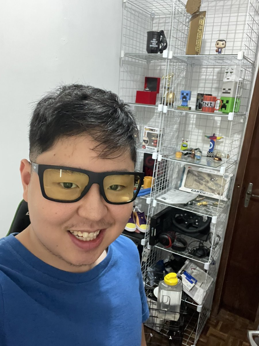 andrekenzo11's tweet photo. A Oakley me enviou esse kit, com um óculos NXTLVL, pra elevar meu jogo! Ele da mais conforto durante o uso de headset e vem com uma lente específica para uso de telas, chamada Prizm Gaming. Valeu, @oakley
#Prizmgaming #Oakleybr #Gaming #publicidade https://t.co/vRONpbvKal