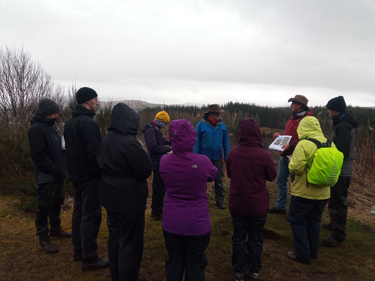 RichardStaff25's tweet photo. @IanPMatthews Thrilled to join the @RHULGeography MSc Quaternary Science field trip for the first time in (*cough) 16 years!
@AdepalmerA and @IanPMatthews in their element!
Ably assisted by @AnnaBeckett98, 😊🧑‍🏫🧑‍💼👩‍🔬📏
⁩ https://t.co/dTlsmNLoYl