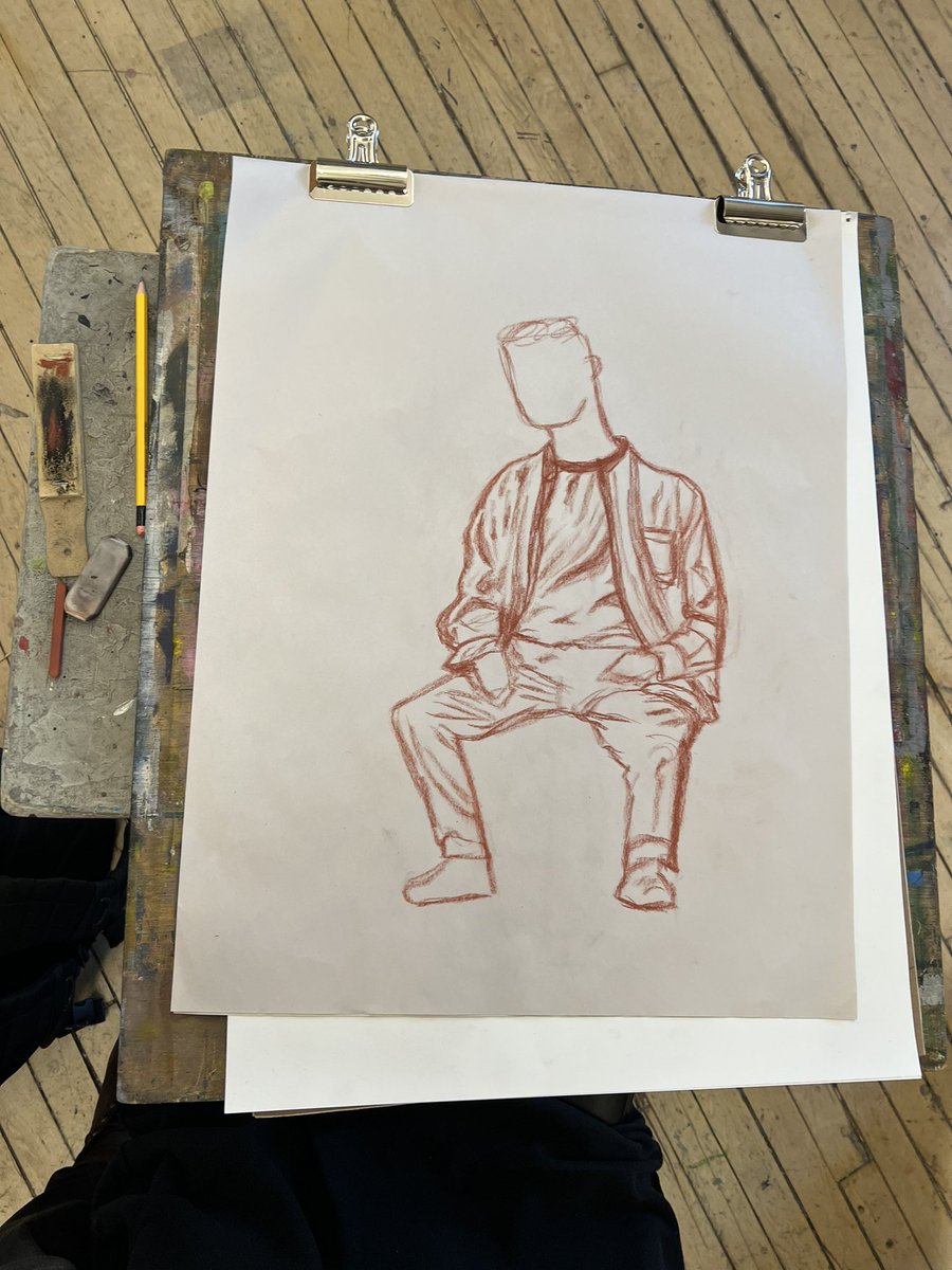 VLVLArt's tweet photo. Spacing. #Conte #studio #sit #pose #chair  #nochair #draw #art #sketch #drawingoftheday #monochrome #body #outfit #jacket #jeans https://t.co/Sg6QqaDBI3