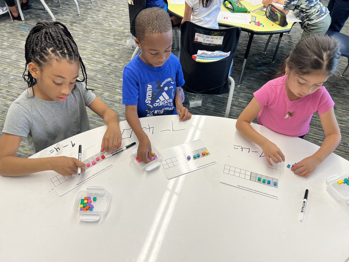 MrsGonzales_GE's tweet image. Seeing these lightbulb moments is why I love guided math groups. I see the most growth when I can target skills that students really need. @HumbleElemMath @MrsHudson_GE #MarchMathMadness