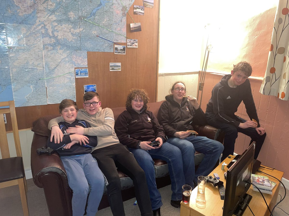 RSH_Raphoe's tweet photo. February 🤩

The Common Room got a temporary upgrade to include additional screens🖥️consoles and games for our very enjoyable Lads Night!🎮Xbox, PlayStation, Foosball and Airhockey made for great amusement that evening! 🍕🍬🥤

#homefromhome #boarding #raphoe #TheRoyalandPrior https://t.co/3uR33JwLFz