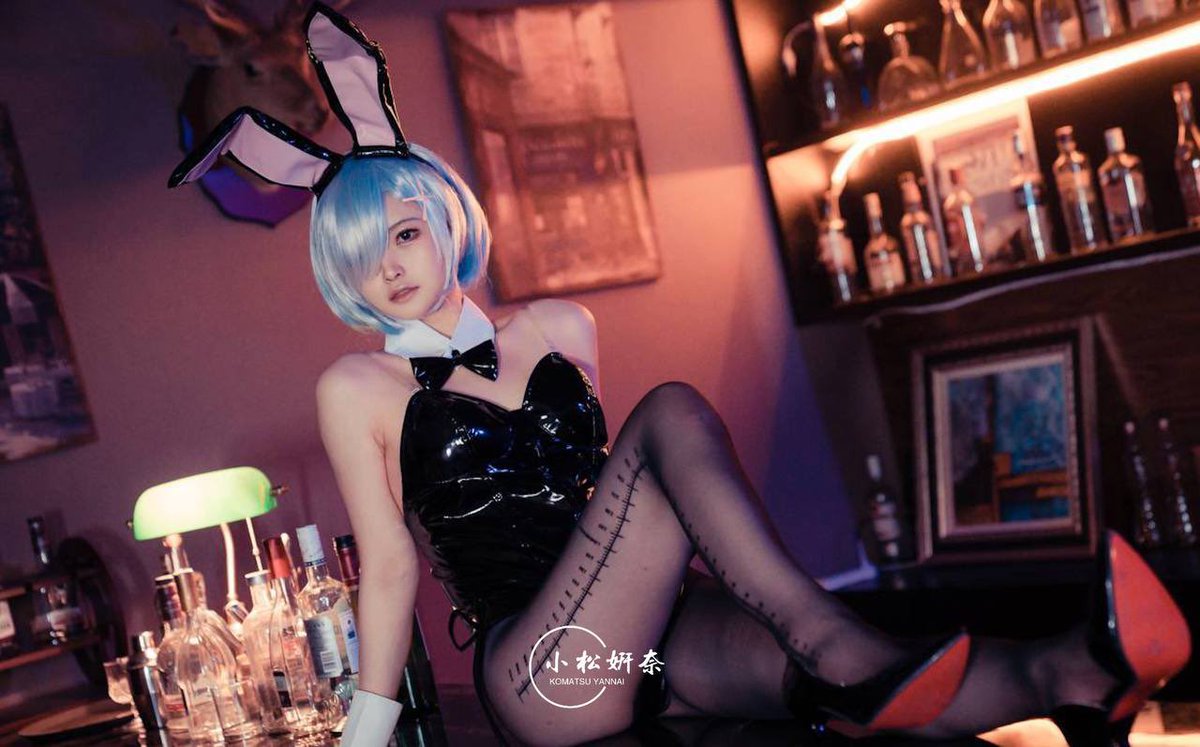 有幸在风华正茂的年纪，明白过爱没什么用。