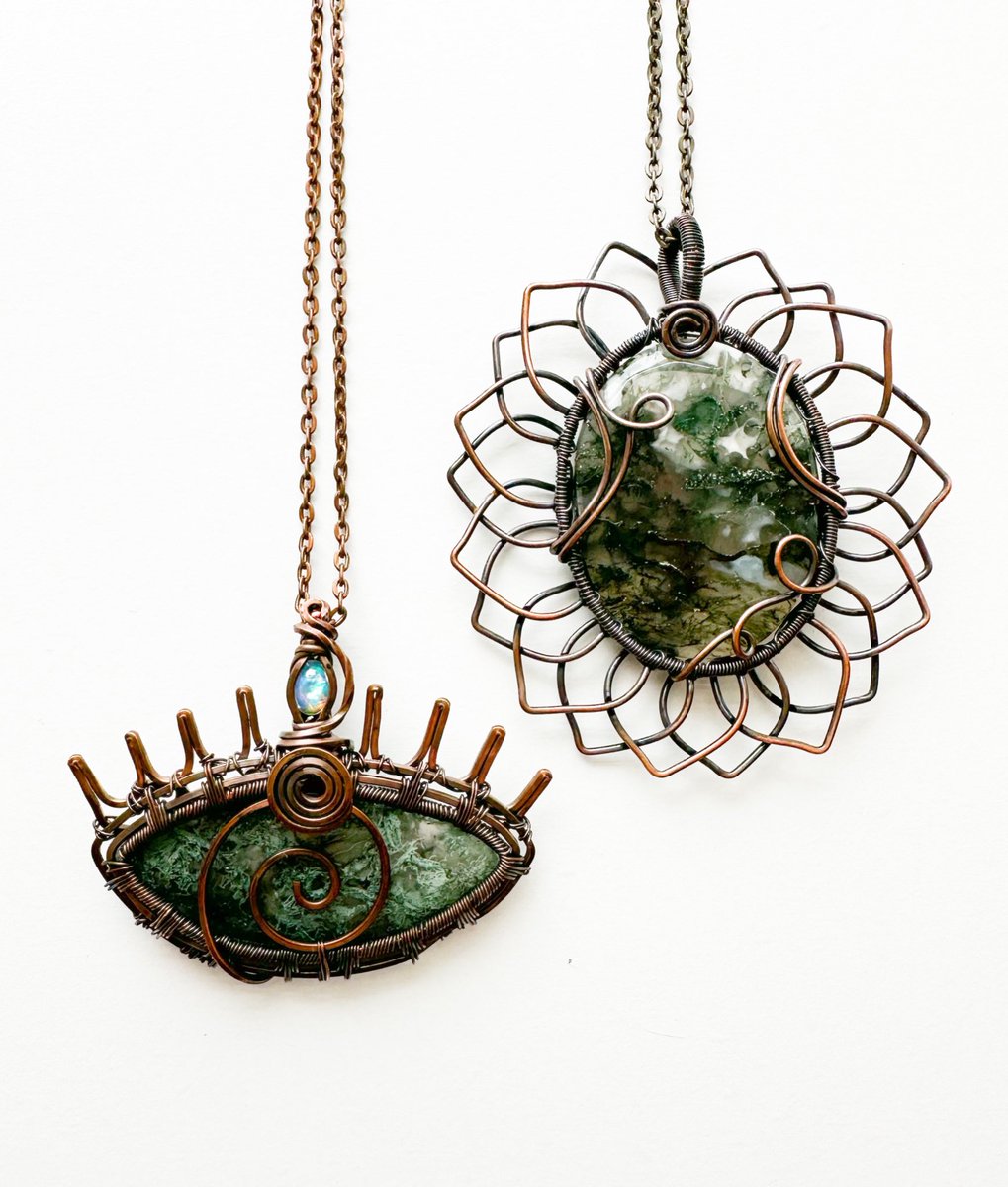 mildhippie's tweet photo. moss agate necklaces 👁️🌻

available March 31st at 8pm eastern time https://t.co/mT9EDMKm4x