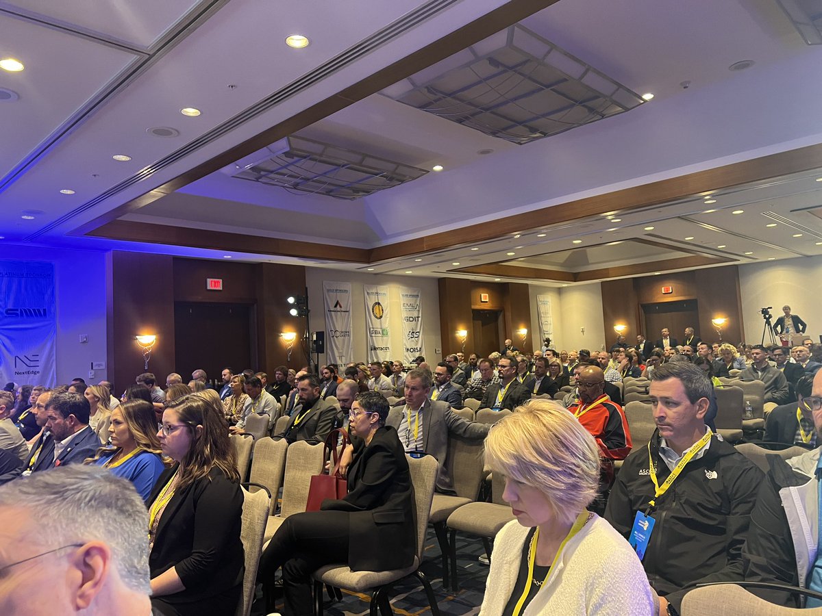 ontivitygroup's tweet photo. Excellent discussion today on the Tower Panel at #southwirelesssummit. Our very own Joe Cecin represented the contractor perspective in the ever changing landscape that is network infrastructure. #ontivity #wirelessinfrastructure #buildingnetworks https://t.co/T1DUf1WU1u