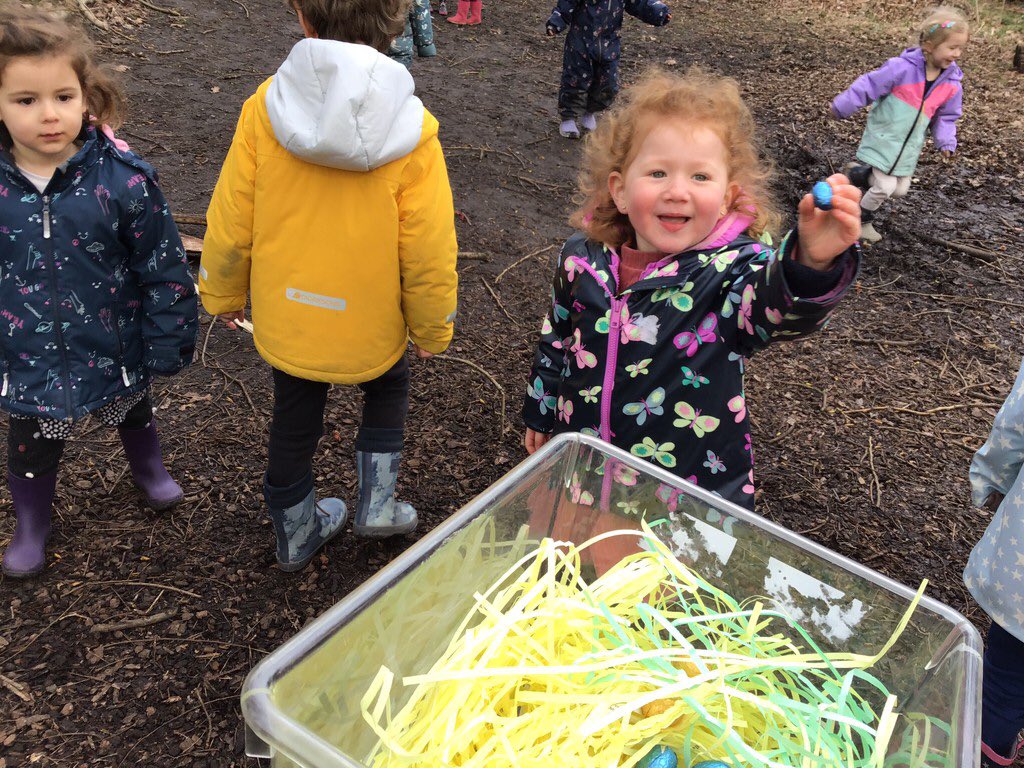 BSNJSV's tweet photo. Following the paw prints that appeared in our exploration zone today, lead us to … an egg-citing surprise! #JSVFoundation1 https://t.co/jbzsADgzZD
