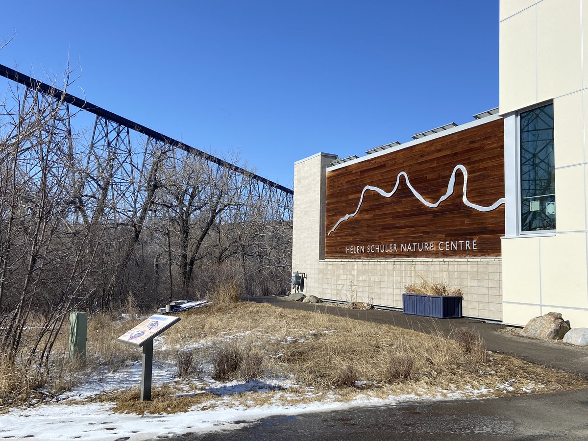 A gorgeous day to check out the River Valley and say oki 👋 to our friends at <a href="/DiscoverItHere/">Helen Schuler Nature Centre</a> 

#yql 
#LoveWhereYouLive