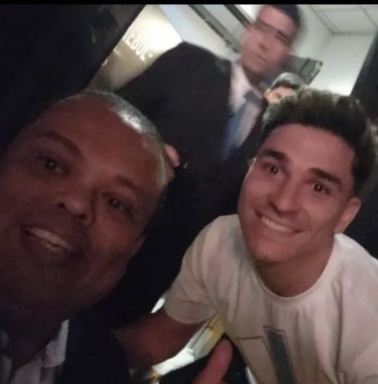 Julián Alvarez con su novia/// con Mortero Bala