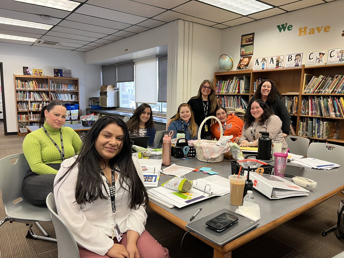 MsHernandezPCSD's tweet image. This week the Oakside and PHS PBIS teams are working on rebuilding our PBIS systems with @RappleyeaDr  We can’t wait to roll out this work! #PeekskillStrong #WeAreThePromise