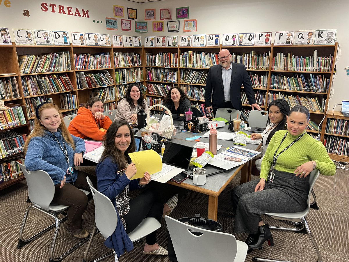 MsHernandezPCSD's tweet image. This week the Oakside and PHS PBIS teams are working on rebuilding our PBIS systems with @RappleyeaDr  We can’t wait to roll out this work! #PeekskillStrong #WeAreThePromise