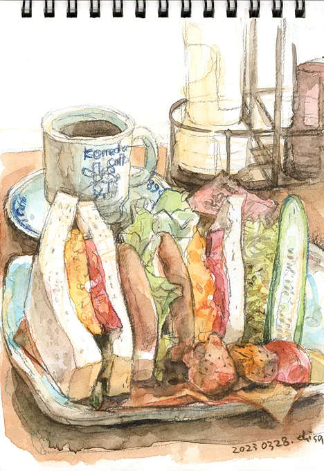 今日のお昼はコメダに行ったんですけど、いつも「昼コメプレート」の「たまとまレタスサンド」から逃れられません……。いつもと同じ写真になっちゃうのでスケッチしてみました(色は後でつけたよ) 
