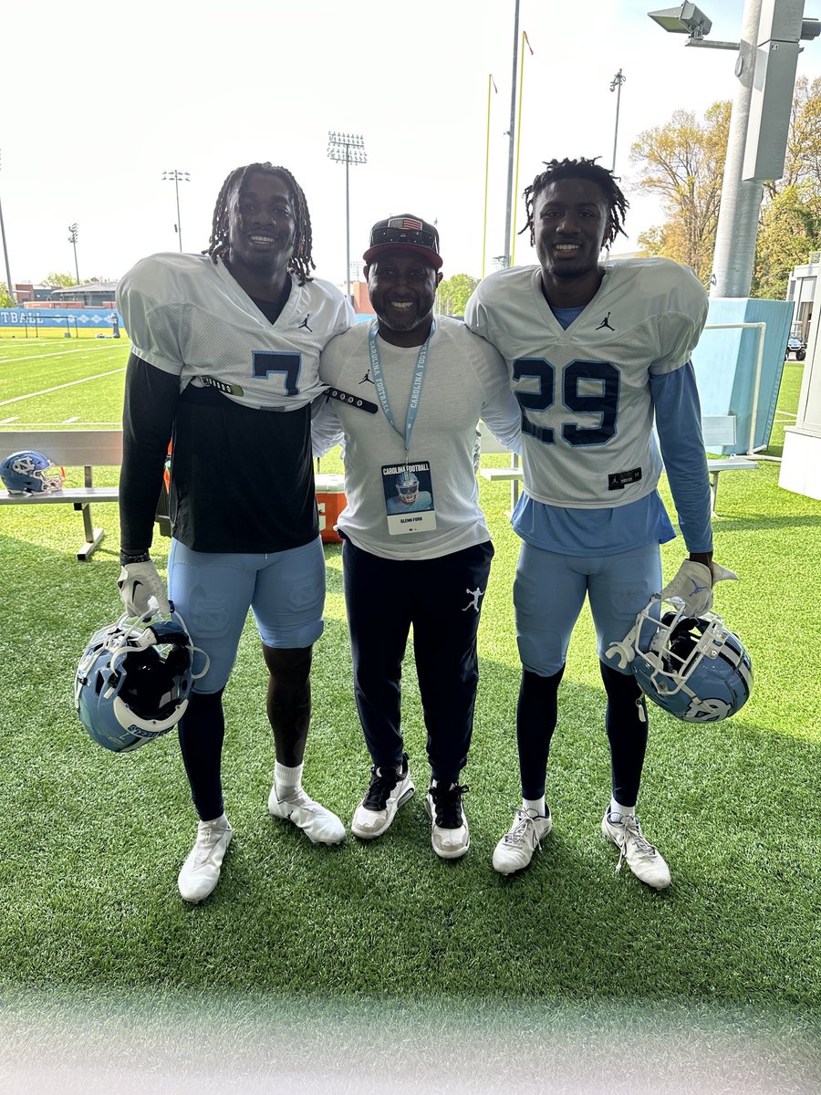 i-DareU Academy Inc. (@dareu_i) on Twitter photo Love is a powerful thing! F.A.M.I.L.Y. Forget About About Me I Love You. The Allen boys are cornerstones for this program! #MONSTERVILLE <a href="/MarcusXAllen7/">Marcus X Allen</a> <a href="/DsmoothAllen/">DA</a> <a href="/DerrikTAllen/">Derrik Allen</a> <a href="/UNCFootball/">Carolina Football</a> <a href="/CoachJasonJones/">Jason Jones</a> <a href="/CoachCwarren/">Charlton Warren</a> Love is a powerful thing! F.A.M.I.L.Y. Forget About About Me I Love You. The Allen boys are cornerstones for this program! #MONSTERVILLE <a href="/MarcusXAllen7/">Marcus X Allen</a> <a href="/DsmoothAllen/">DA</a> <a href="/DerrikTAllen/">Derrik Allen</a> <a href="/UNCFootball/">Carolina Football</a> <a href="/CoachJasonJones/">Jason Jones</a> <a href="/CoachCwarren/">Charlton Warren</a>