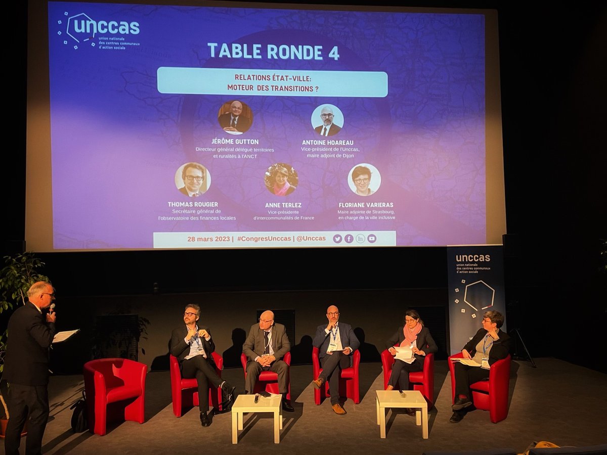 unccas's tweet photo. #CongresUnccas | 🗣️ "Sur les questions liées à la lutte contre le sans-abrisme, compétence jamais décentralisée, l’État en a la responsabilité, mais sans les collectivités qui abondent, les choses ne se font pas. Questions à remettre au débat !", déclare @ahoareau21 https://t.co/xmpCmANvzU