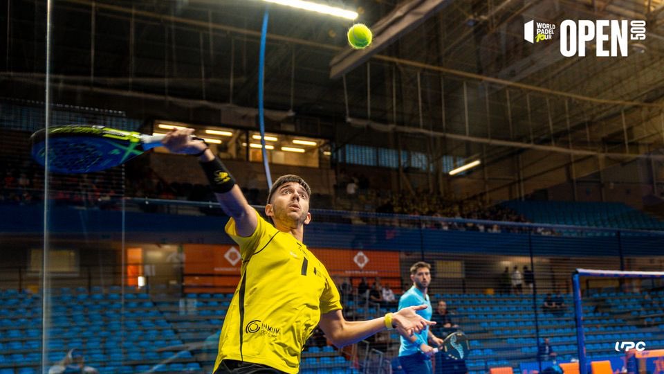 😼🐍 A OCTAVOS 👃🏼🐹

Teníamos ganas de volver y lo hemos demostrado!! Qué alegría disfrutar de nuevo en la pista. Ahora, a trabajar y a poner el foco en el jueves!! <a href="/Miguel16Benitez/">Miguel Benítez L.</a>