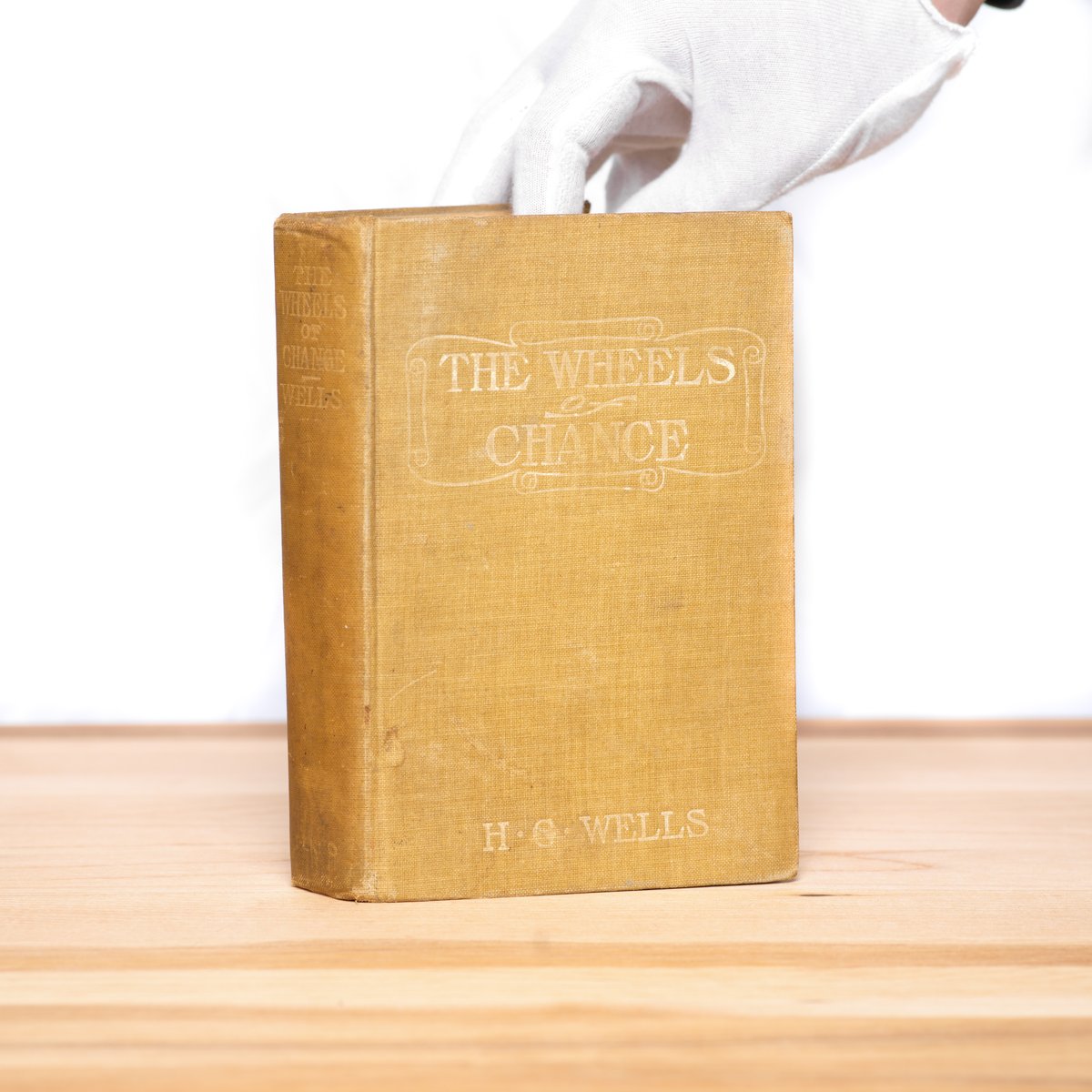 City Lights Bookshop tweet media