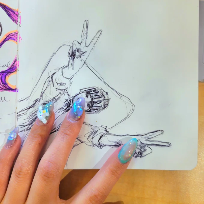 i've been wearing shorter nails lately 