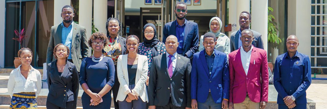 Esther E. Spio tweet media