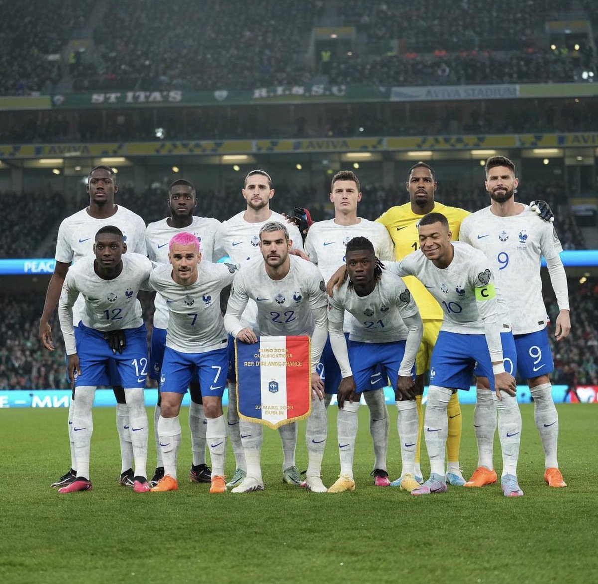 My favorite moments from last night 🪄

             France 1️⃣ - 0️⃣ Ireland