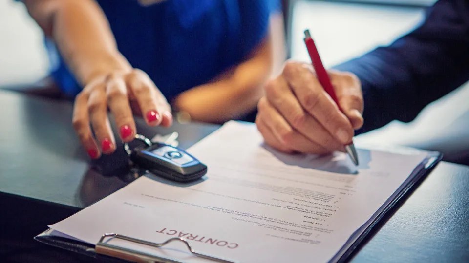 sommfcu's tweet photo. The best month to buy a car in 2023

“J.P. Morgan estimates that prices for both new and used vehicles are set to decrease as supply chain issues abate and inflation is poised to keep easing. “ #Auto  #SMFCU

https://t.co/GKdS6XSTWI https://t.co/miurDlmqYT