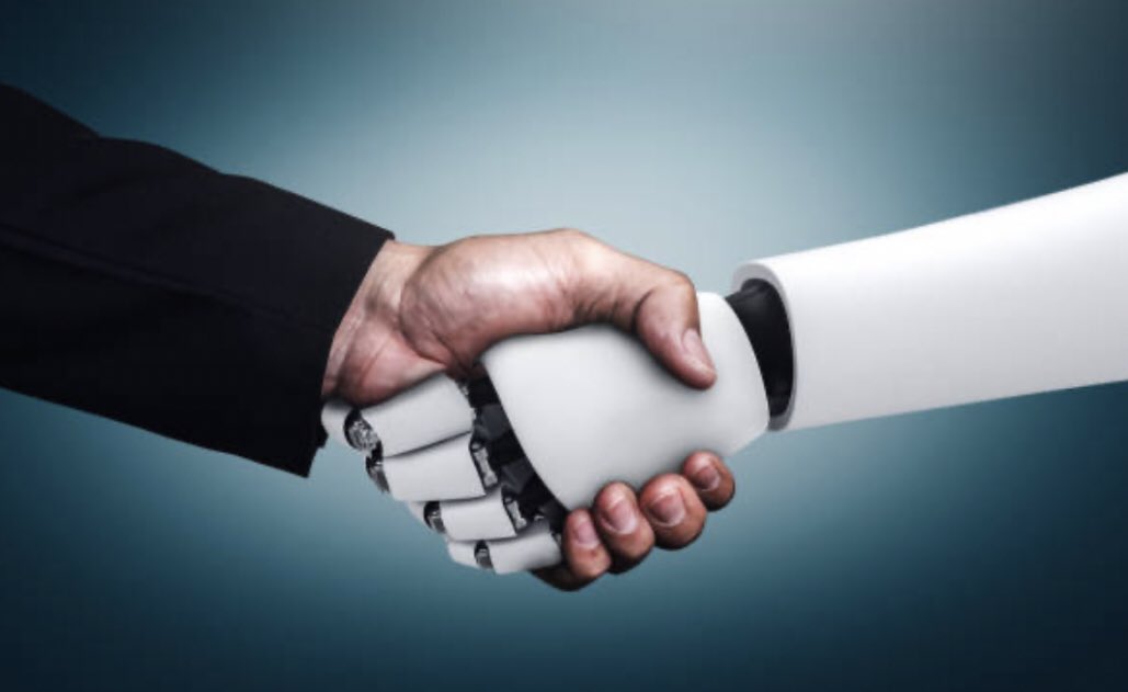 Still struggling to avoid the 9:00-17:00 schedule but tired of watching hundreds of #videos on how to make money on #Amazon or another overcrowded #business?!
Get an #AI co-pilot and join #Web3: #data authentication through #NFTs and <a href="/portusnetwork/">portusnetwork</a> is the next big deal!👨🏻‍💻💰🚀