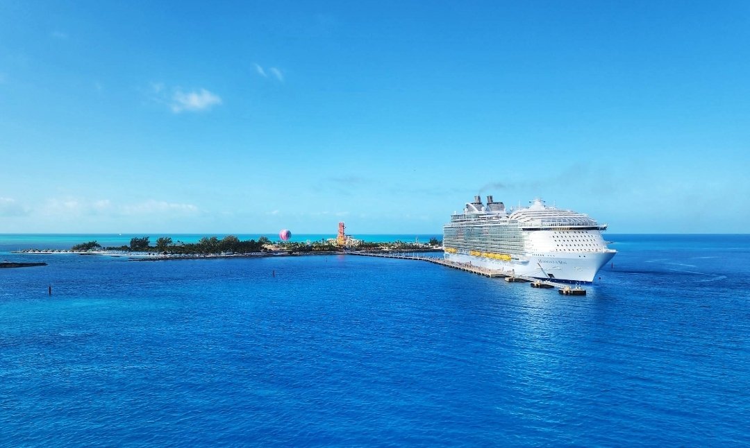 Pippa_OceanTime's tweet photo. Some DAYS are just PERFECT... @RoyalCaribbean 
@royalcaribbeanaunz 
@Pippa_OceanTime https://t.co/VtRr1mcT2U