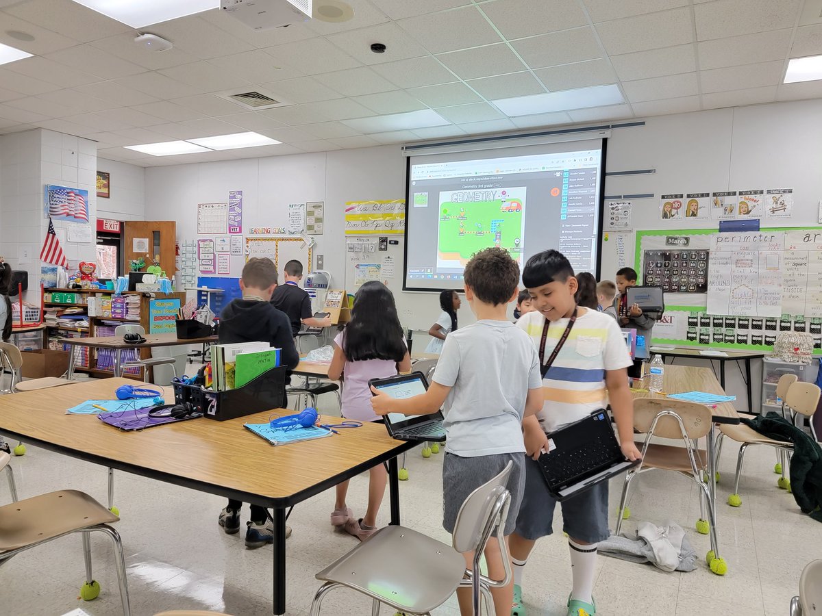 beth_seese's tweet photo. I made my first Learning Path with @DeckToys and my kids had so much fun. I loved it too! @ncties @claremont_elem #NoBeariers https://t.co/0qBn5l4JRi