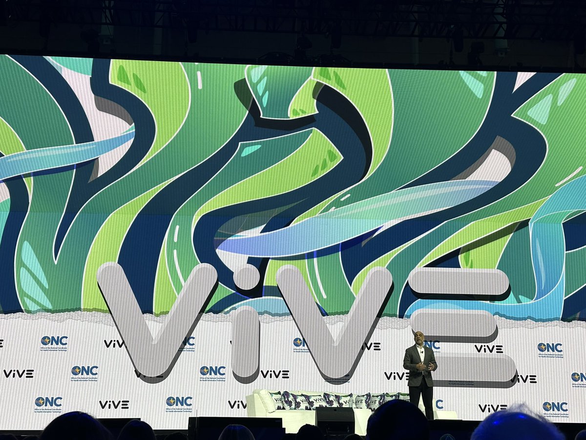 Alexandra Mugge tweet media