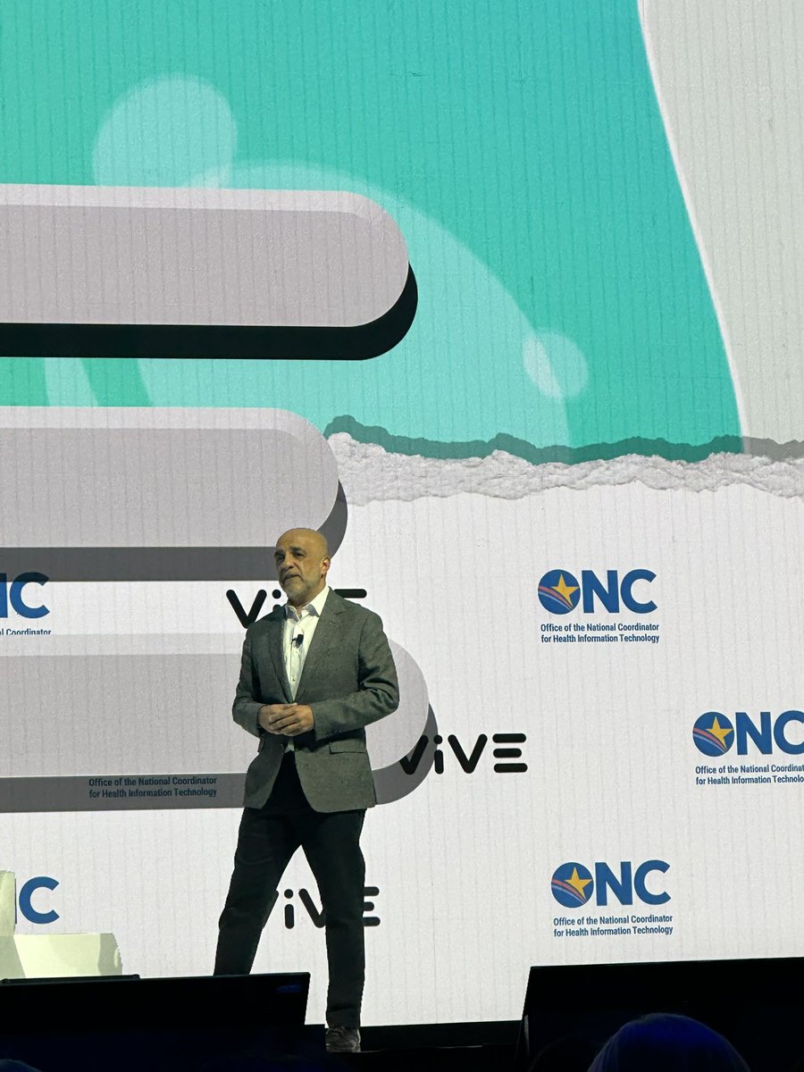 Alexandra Mugge tweet media