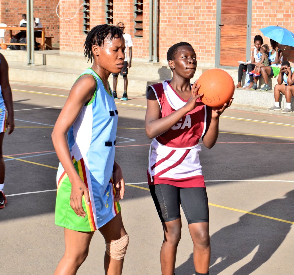 NetballUpdates1's tweet image. #Division2 #TuesdayAction 
#MatchThree
HT'
Canaan NC vs Chaya   
Q1: 13-12
Q2: 25-24
A very tight one.....both sides looking for first win for today!

#UNL | #Shecranes256 | #UNF256 
@kayiirajackson @VBugerere @shecranes256 @NBSportUg